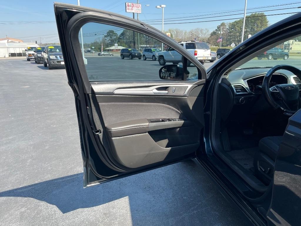 Ford Fusion 4dr Sdn SE FWD 2014