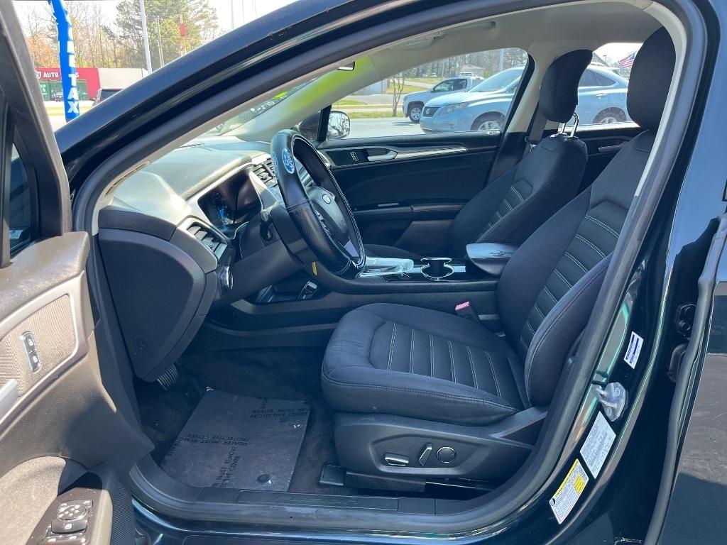 Ford Fusion 4dr Sdn SE FWD 2014