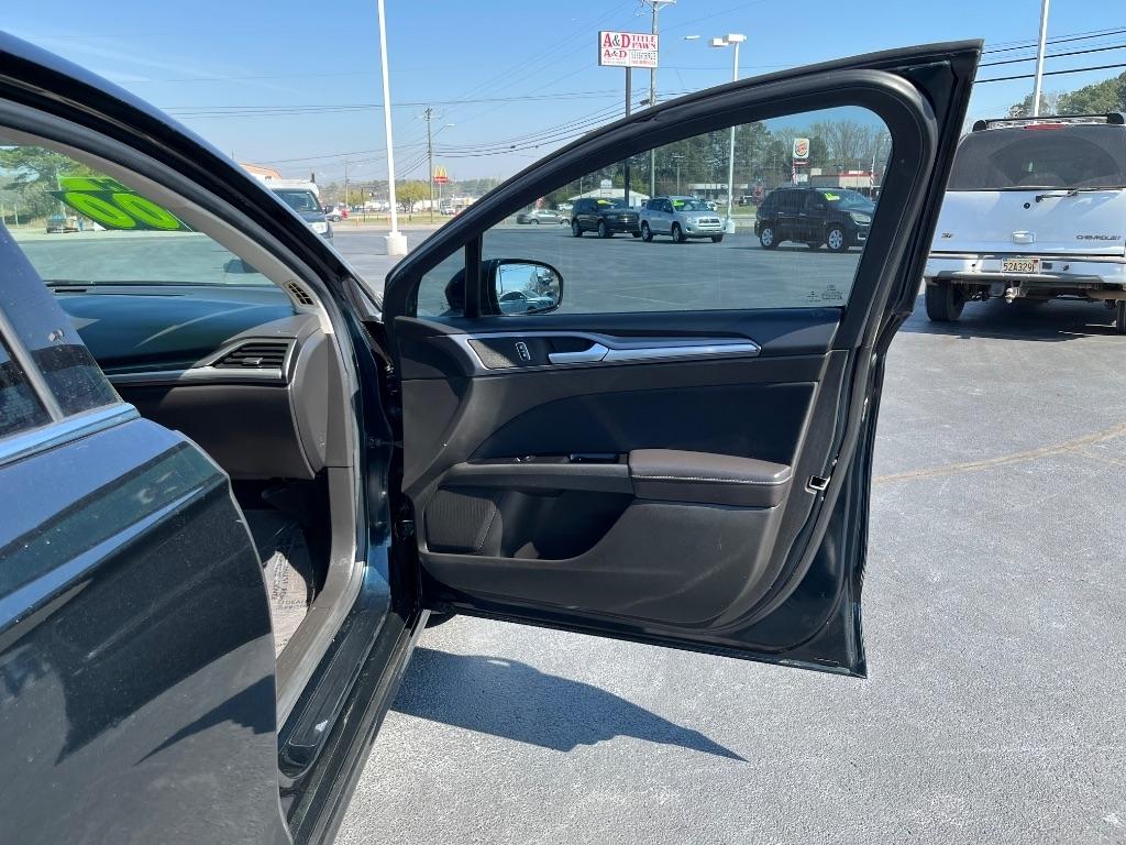 Ford Fusion 4dr Sdn SE FWD 2014