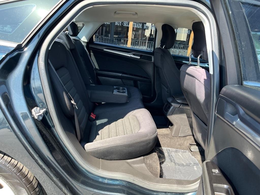 Ford Fusion 4dr Sdn SE FWD 2014