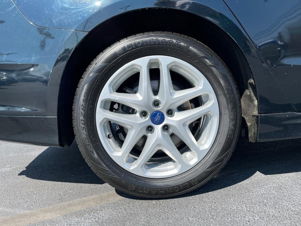 Ford Fusion 4dr Sdn SE FWD 2014