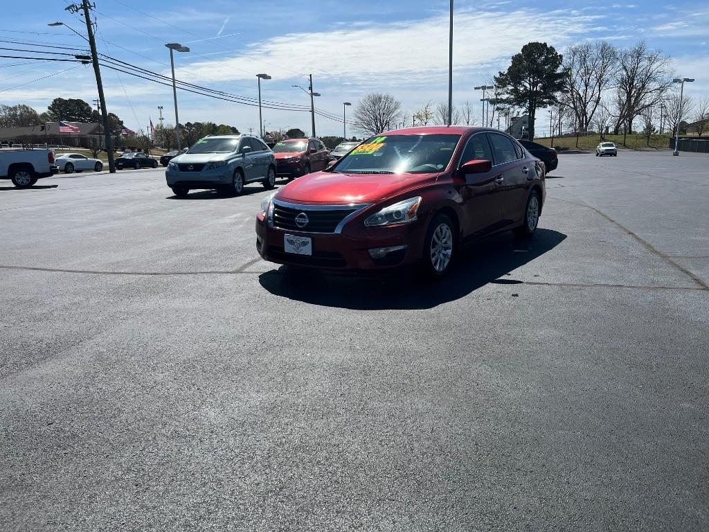 Nissan Altima 4dr Sdn I4 2.5 S 2014