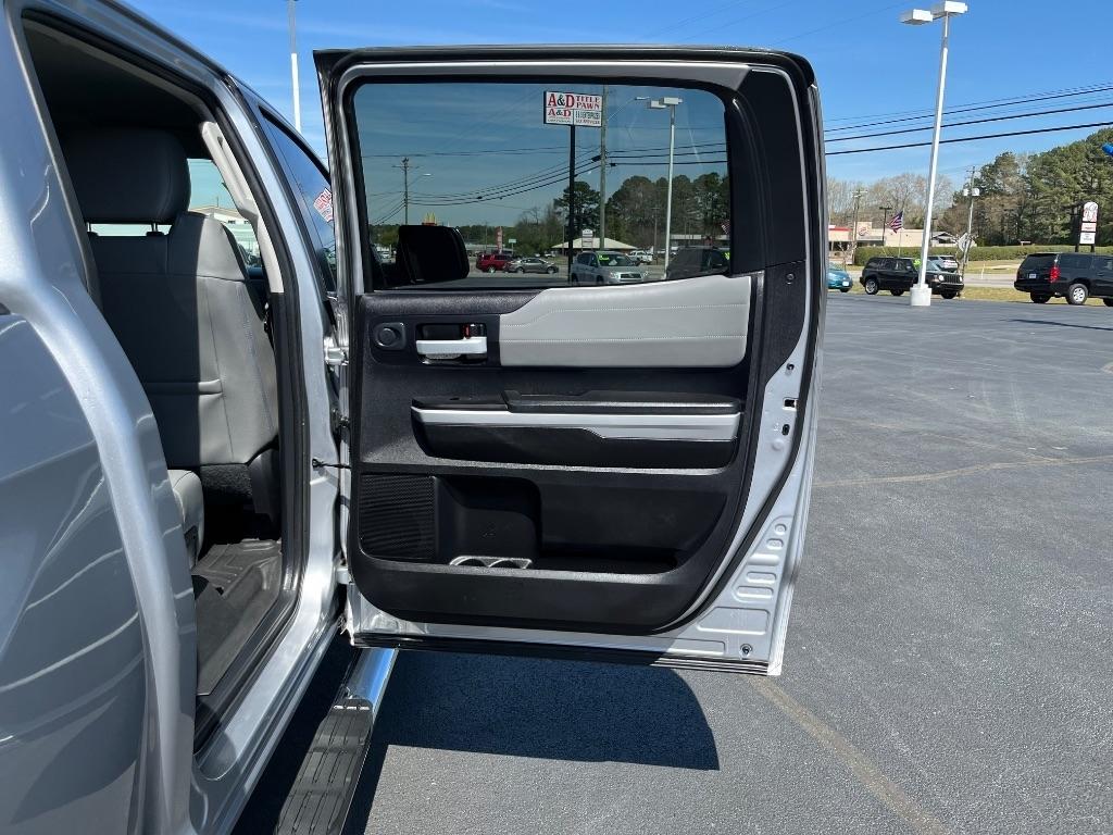 Toyota Tundra 2WD Limited CrewMax 5.5' Bed 5.7L (Natl) 2020