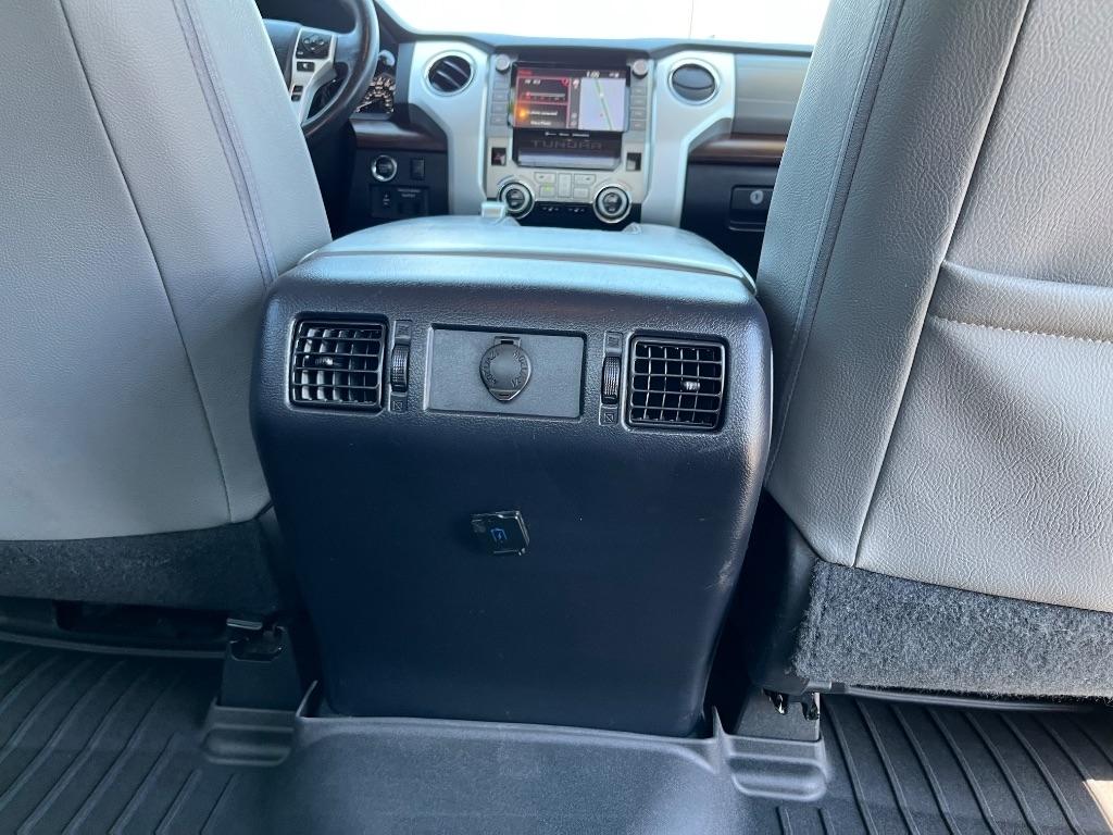 Toyota Tundra 2WD Limited CrewMax 5.5' Bed 5.7L (Natl) 2020