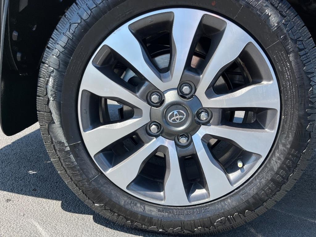 Toyota Tundra 2WD Limited CrewMax 5.5' Bed 5.7L (Natl) 2020