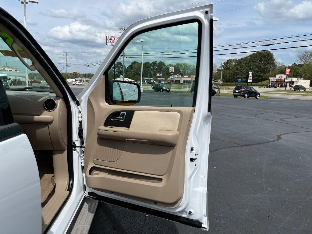 Ford Expedition 5.4L Eddie Bauer 2005