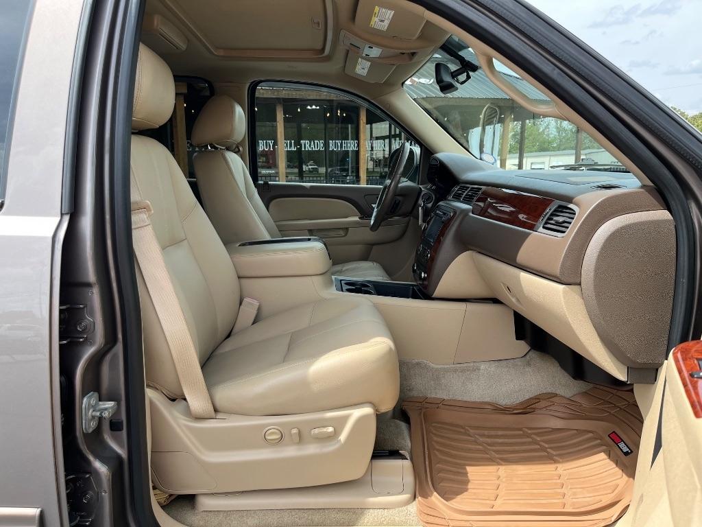 Chevrolet Tahoe 4WD 4dr 1500 LT 2013