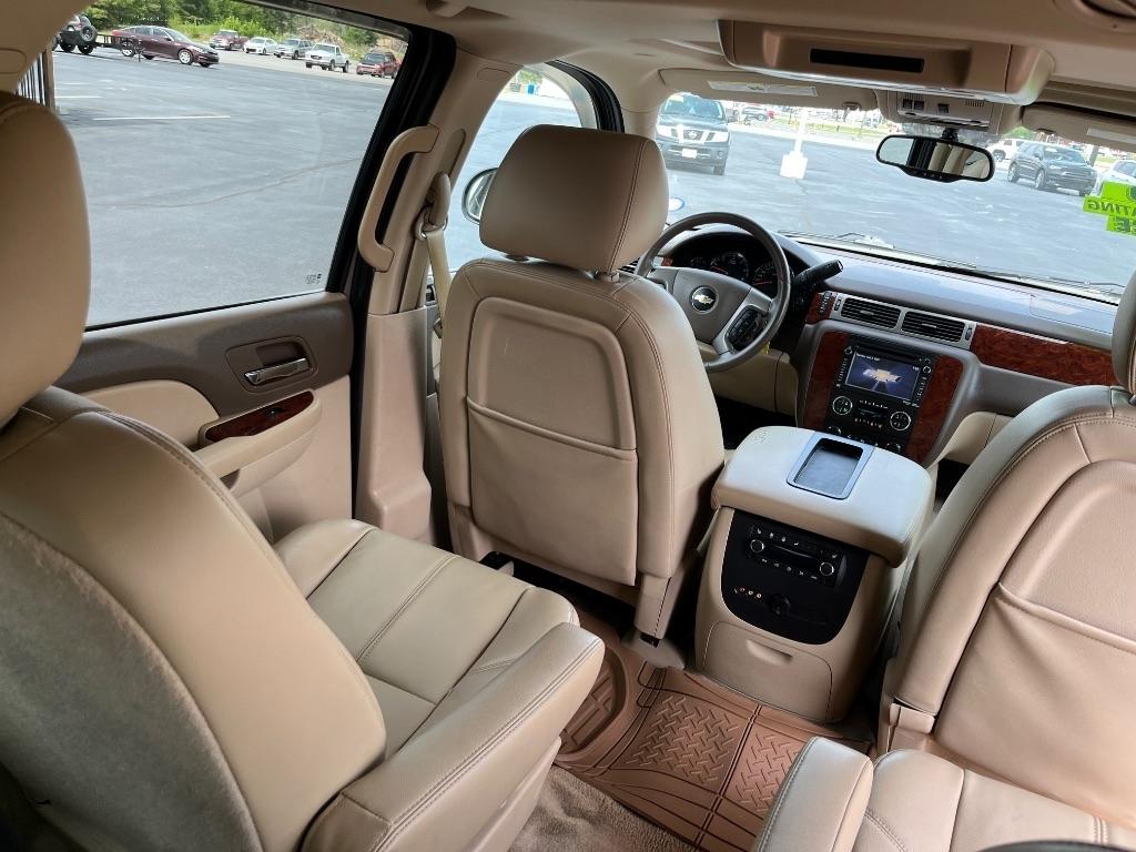 Chevrolet Tahoe 4WD 4dr 1500 LT 2013