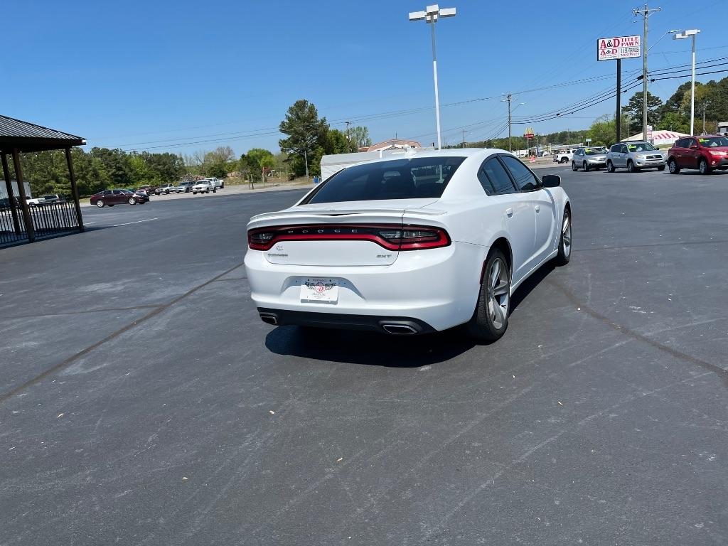 Dodge Charger 4dr Sdn SXT RWD 2015