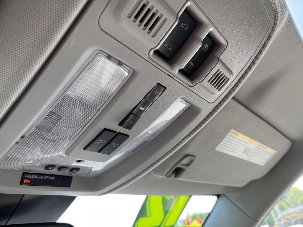 Cadillac SRX FWD 4dr Performance Collection 2012