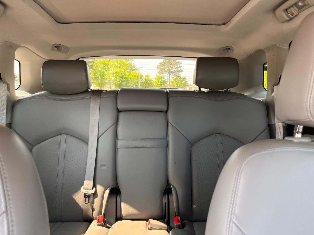 Cadillac SRX FWD 4dr Performance Collection 2012