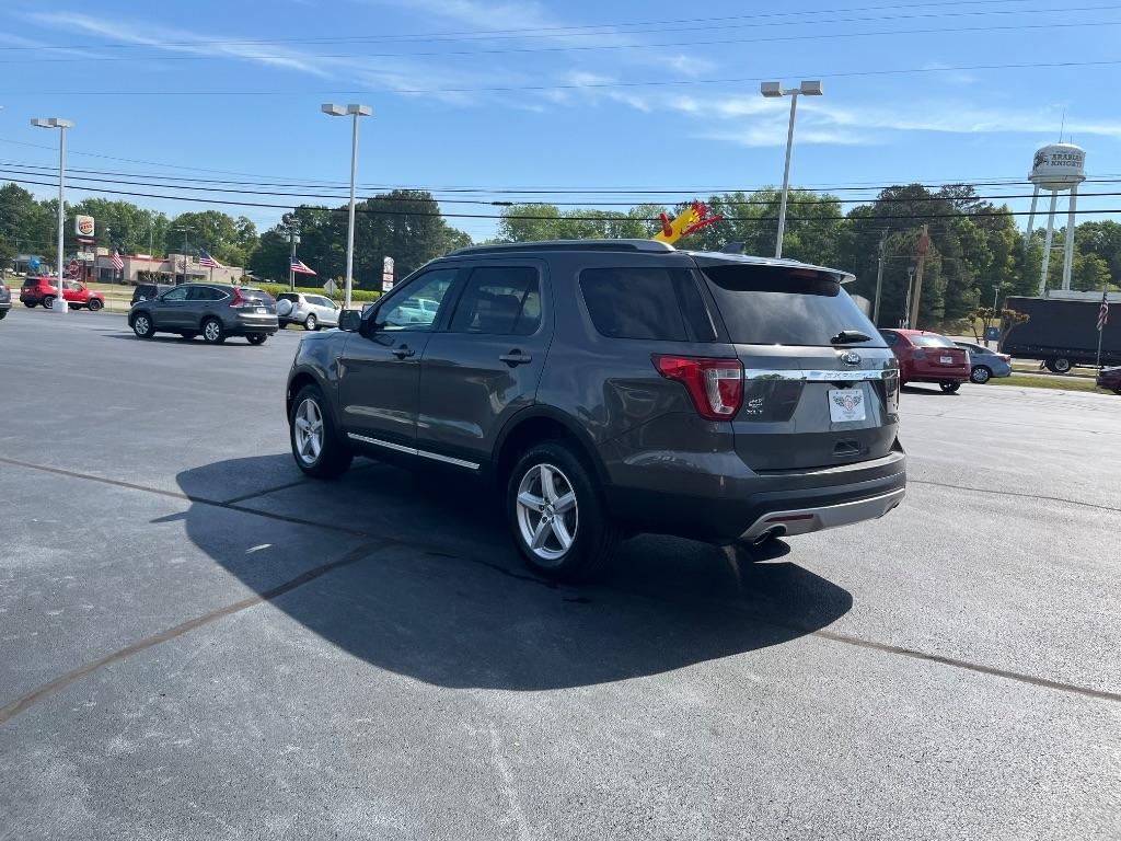 Ford Explorer 4WD 4dr XLT 2016