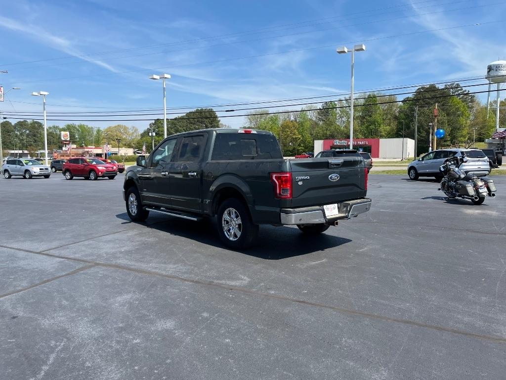 Ford F-150 2WD SuperCrew 157" Lariat 2015