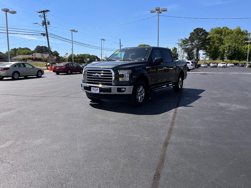 Ford F-150 2WD SuperCrew 157" Lariat 2015