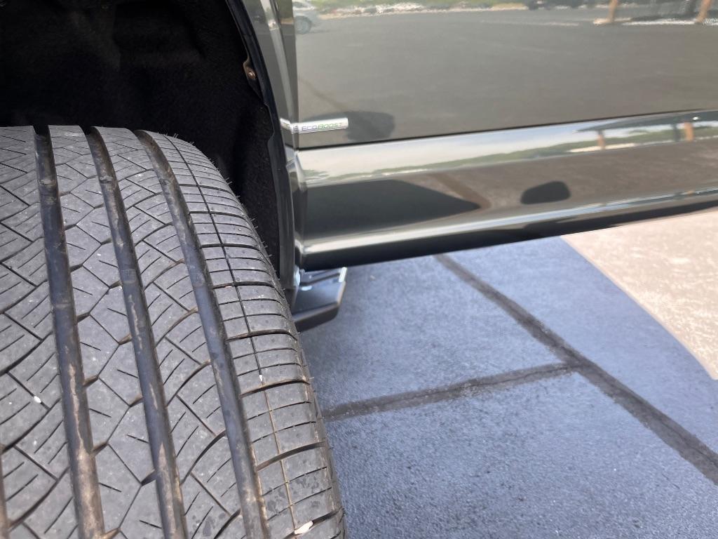 Ford F-150 2WD SuperCrew 157" Lariat 2015