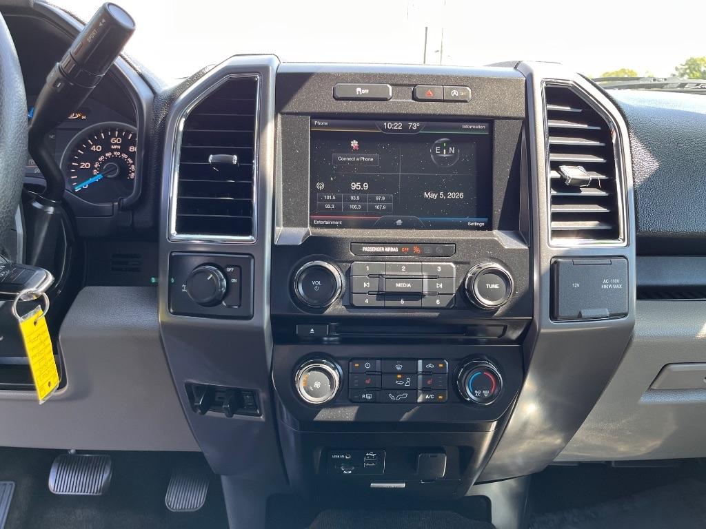 Ford F-150 2WD SuperCrew 157" Lariat 2015