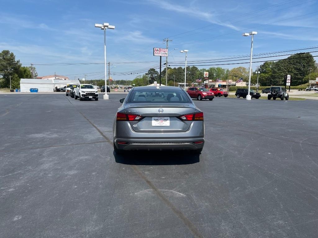 Nissan Altima 2.5 S Sedan 2020