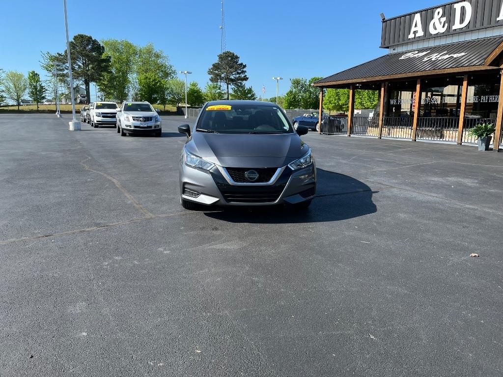 Nissan Versa S CVT 2021