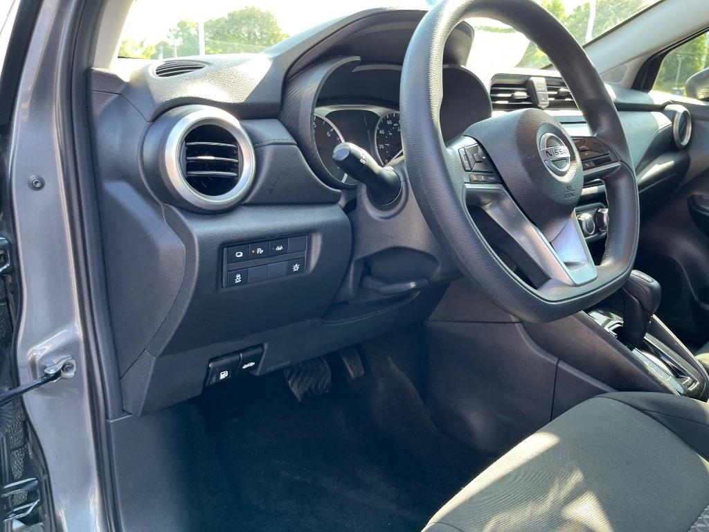 Nissan Versa S CVT 2021