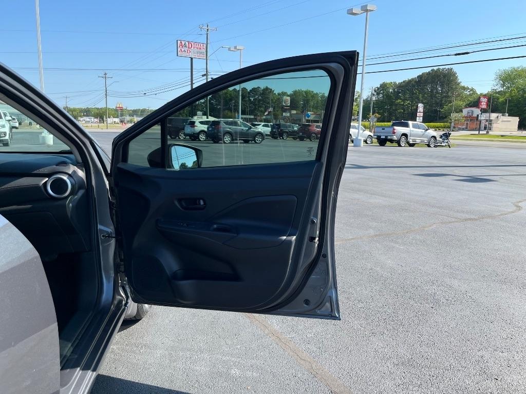 Nissan Versa S CVT 2021