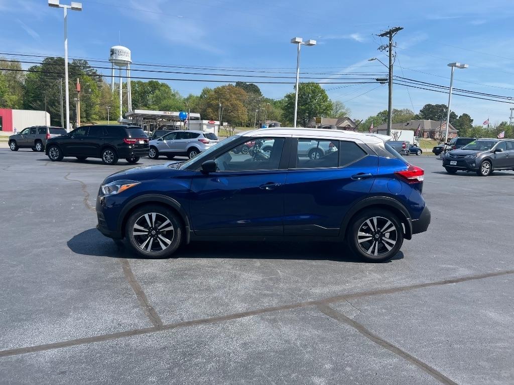 Nissan Kicks SV FWD 2020