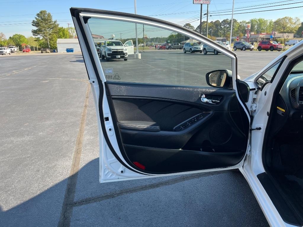 Kia Forte 4dr Sdn Auto LX 2016