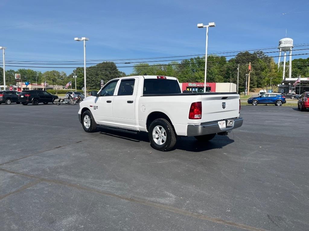 RAM 1500 Classic Tradesman 4x2 Crew Cab 5'7" Box 2019