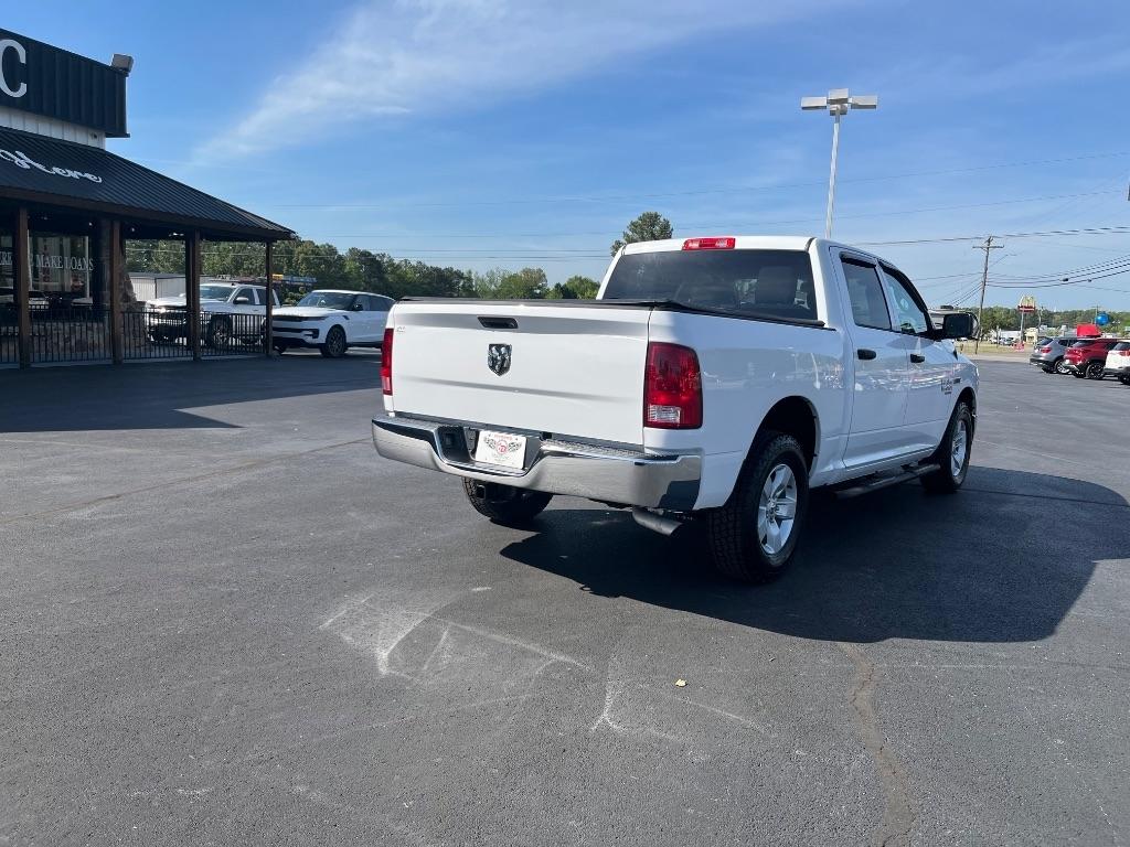 RAM 1500 Classic Tradesman 4x2 Crew Cab 5'7" Box 2019