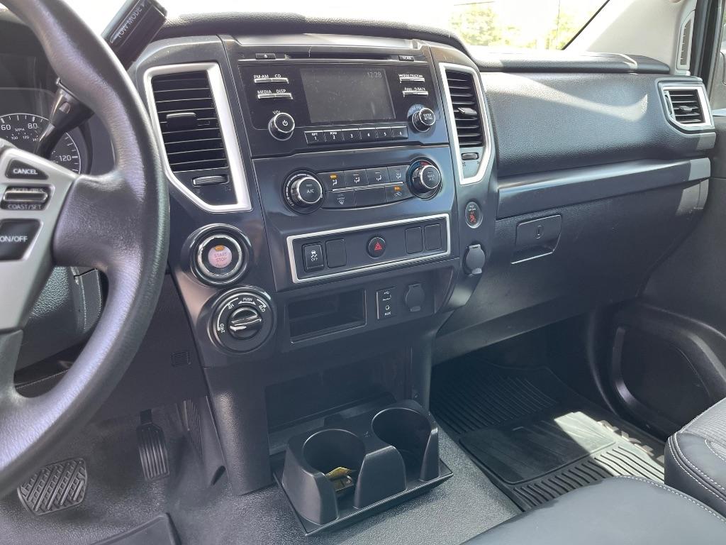 Nissan Titan 4x4 Single Cab S 2017