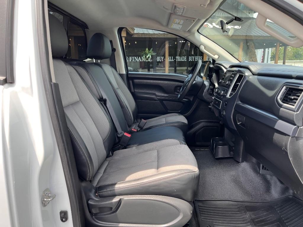 Nissan Titan 4x4 Single Cab S 2017