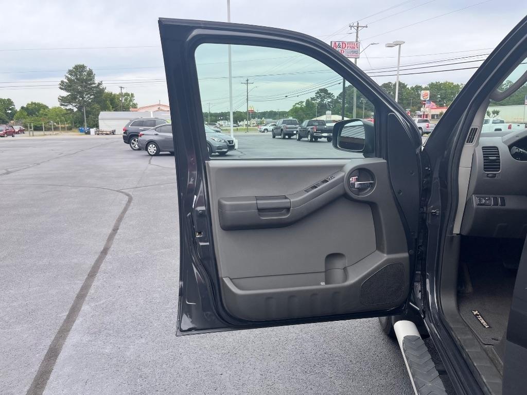 Nissan Xterra 4WD 4dr Auto S 2012