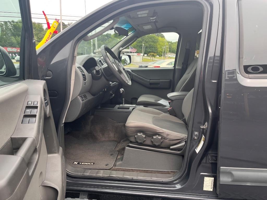 Nissan Xterra 4WD 4dr Auto S 2012