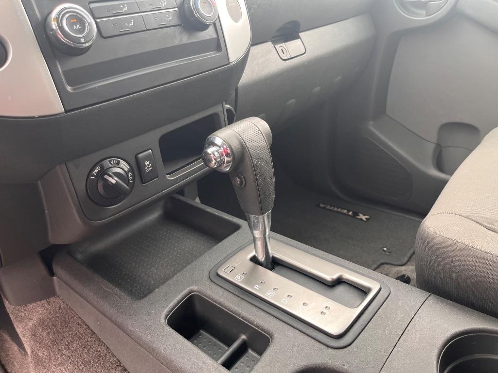 Nissan Xterra 4WD 4dr Auto S 2012