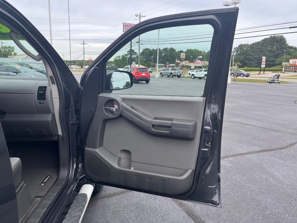 Nissan Xterra 4WD 4dr Auto S 2012