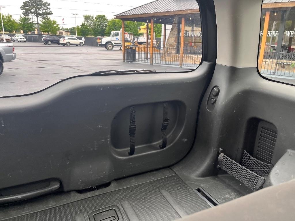 Nissan Xterra 4WD 4dr Auto S 2012