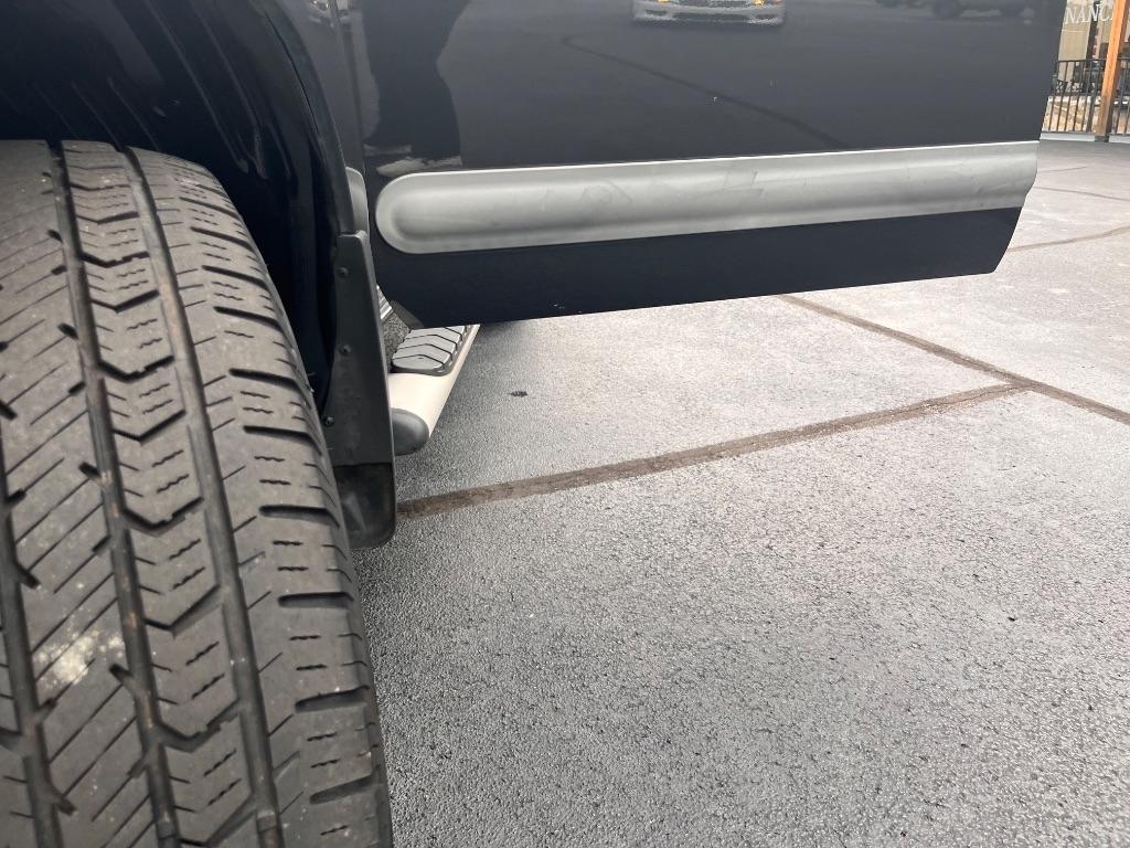 Nissan Xterra 4WD 4dr Auto S 2012