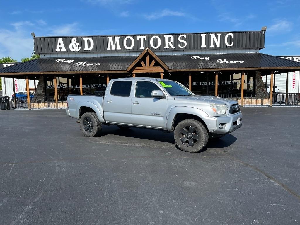 Toyota Tacoma 4WD Double Cab V6 MT (Natl) 2013