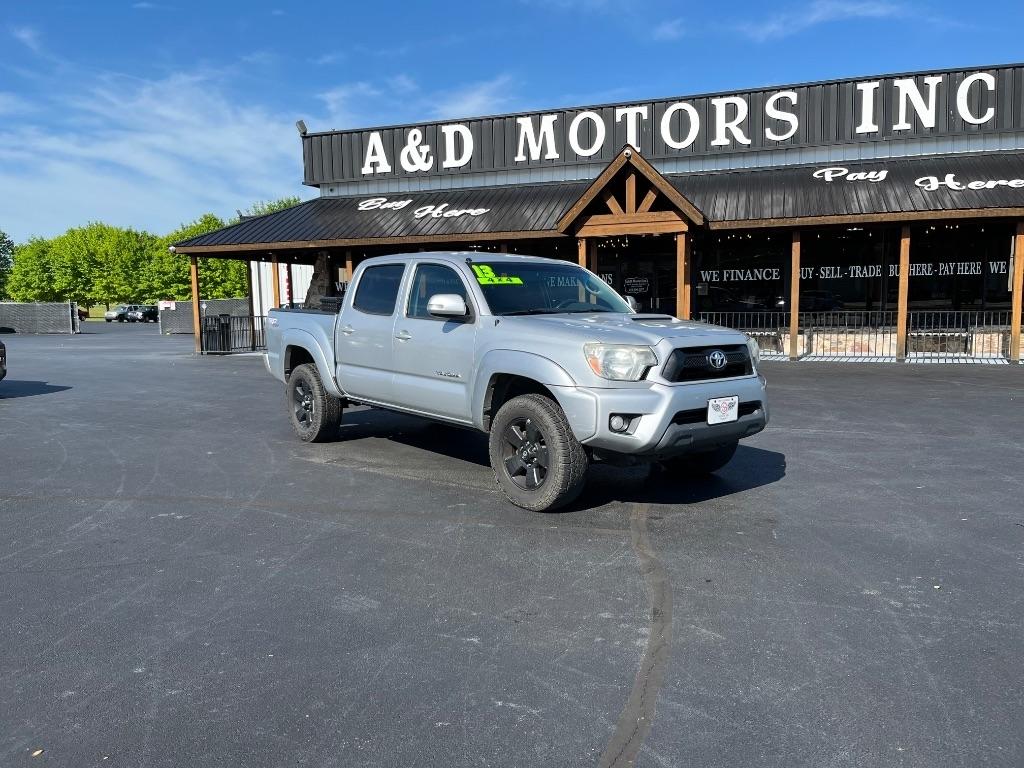 Toyota Tacoma 4WD Double Cab V6 MT (Natl) 2013