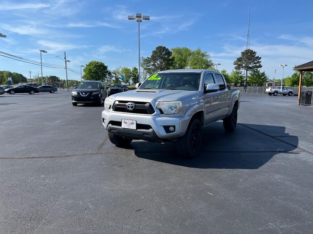 Toyota Tacoma 4WD Double Cab V6 MT (Natl) 2013