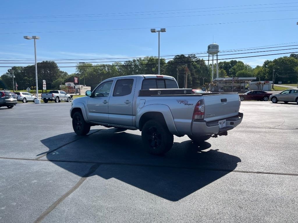 Toyota Tacoma 4WD Double Cab V6 MT (Natl) 2013