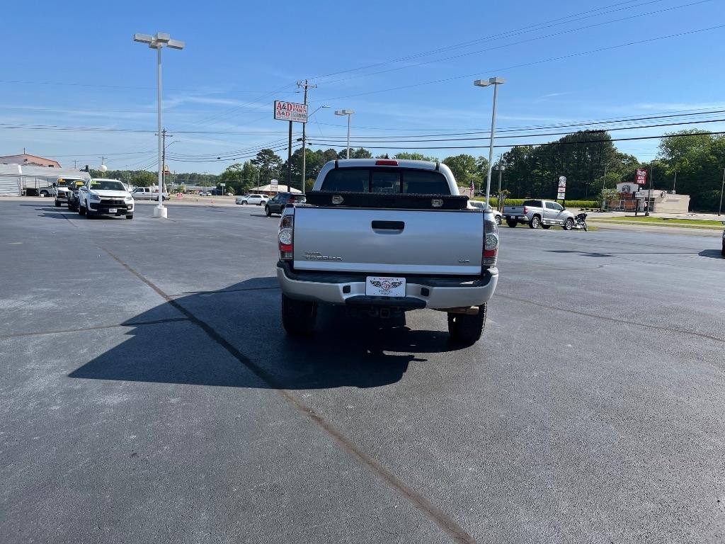 Toyota Tacoma 4WD Double Cab V6 MT (Natl) 2013