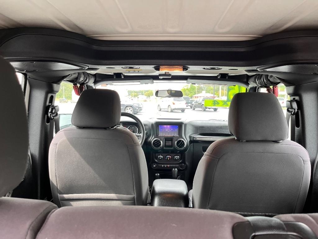 Jeep Wrangler Unlimited 4WD 4dr Sport 2015