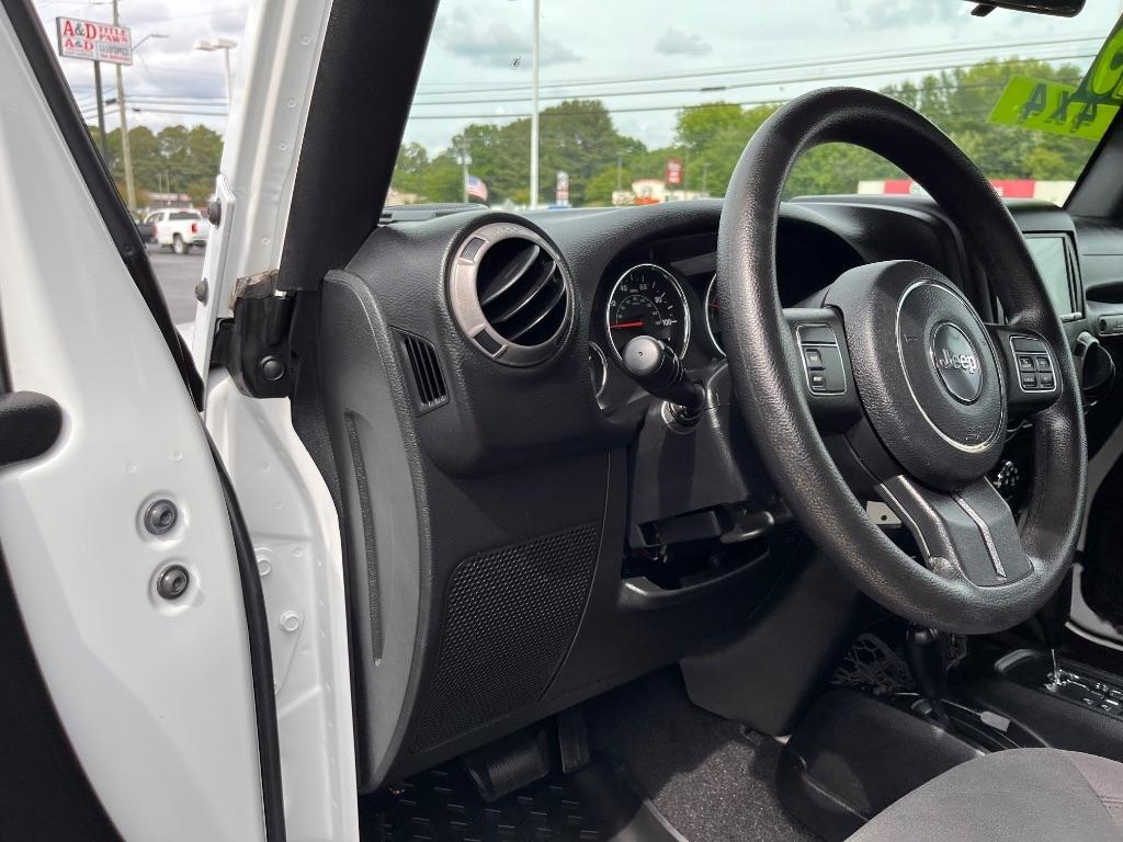 Jeep Wrangler Unlimited 4WD 4dr Sport 2015