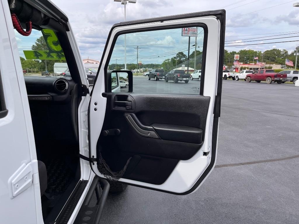 Jeep Wrangler Unlimited 4WD 4dr Sport 2015