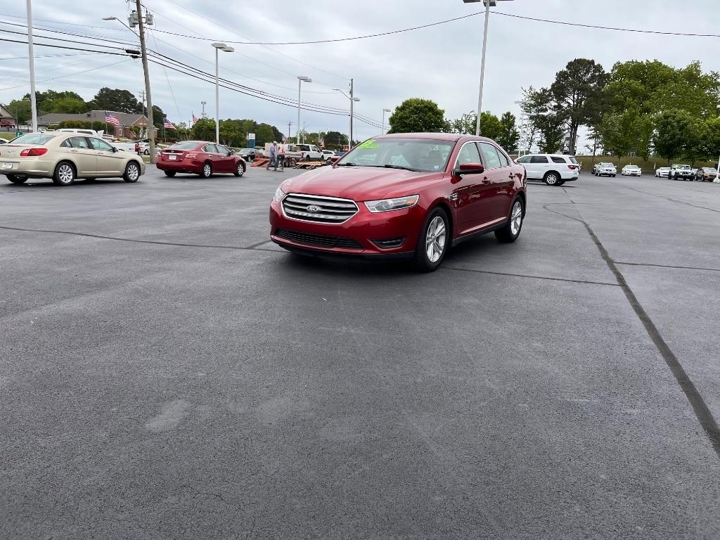 Ford Taurus 4dr Sdn SEL FWD 2015