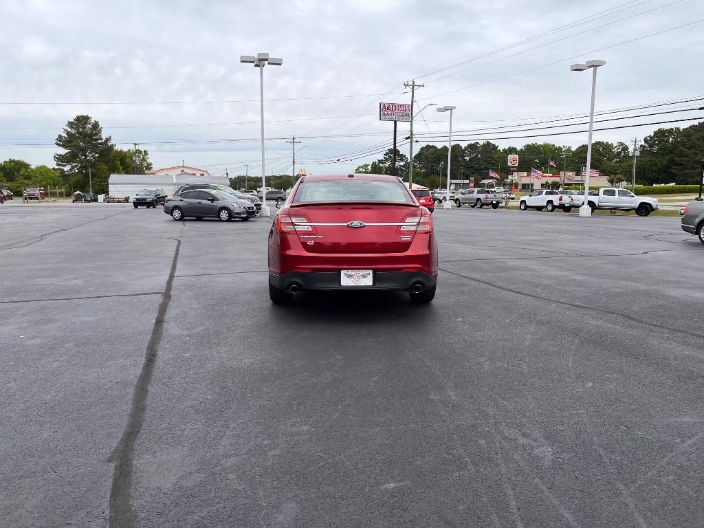 Ford Taurus 4dr Sdn SEL FWD 2015