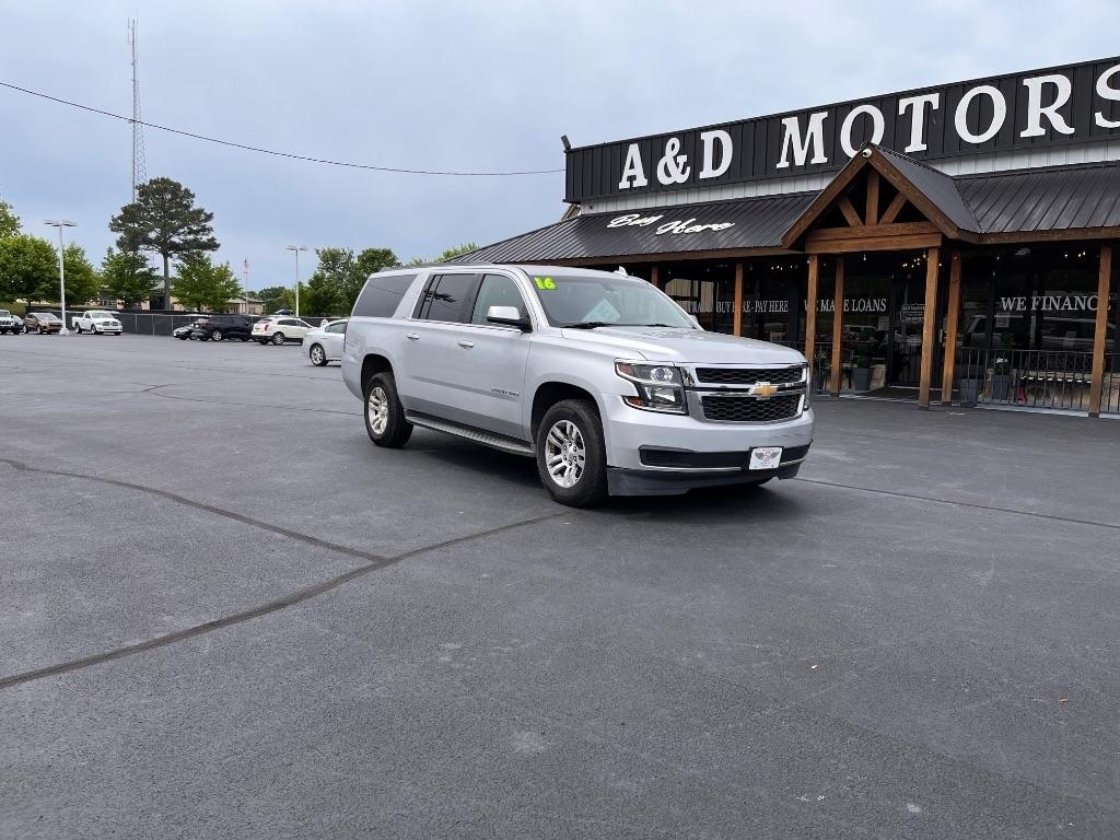 Chevrolet Suburban 2WD 4dr 1500 LS 2016