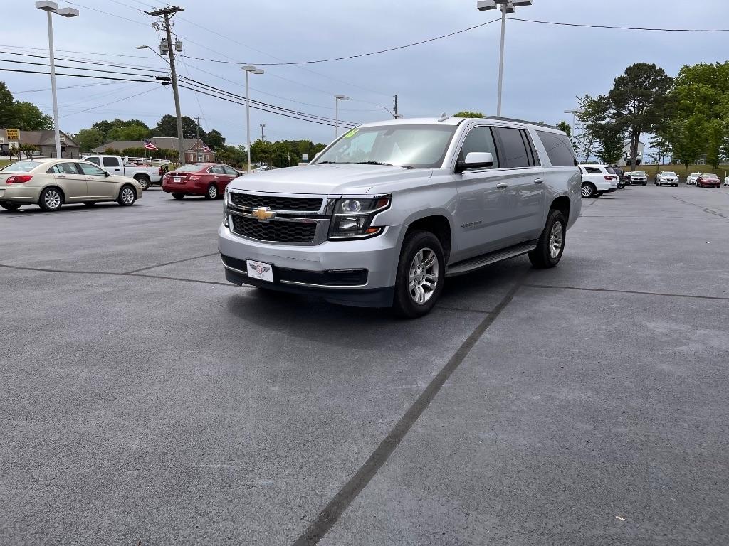 Chevrolet Suburban 2WD 4dr 1500 LS 2016