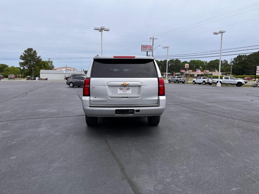 Chevrolet Suburban 2WD 4dr 1500 LS 2016