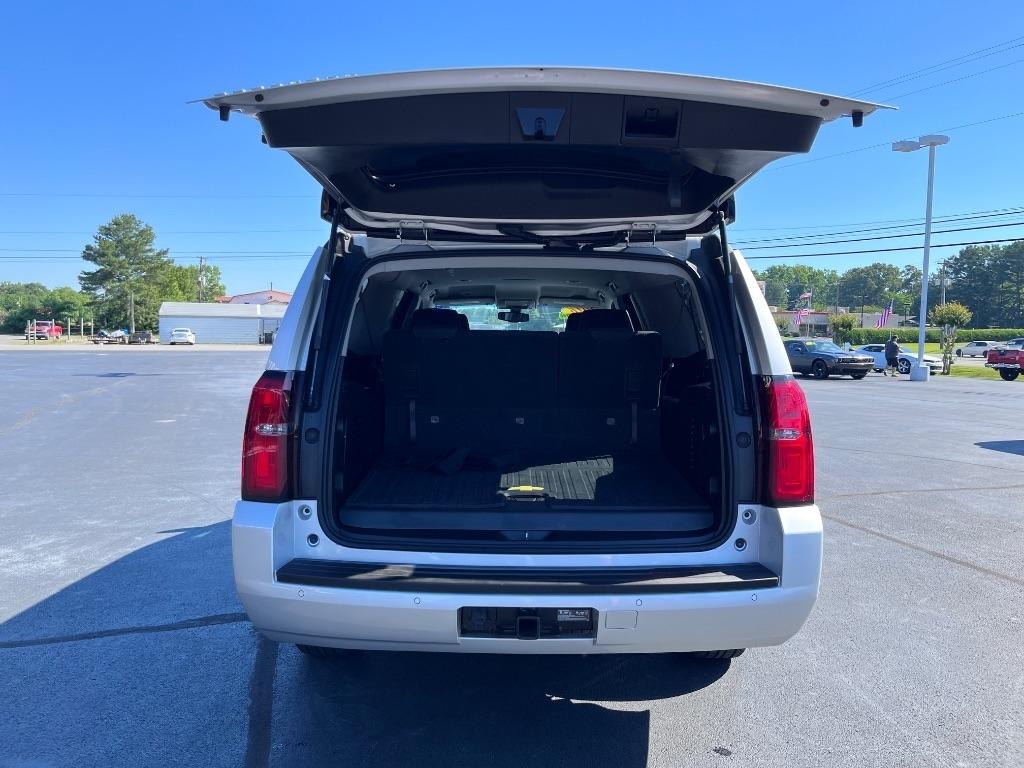 Chevrolet Suburban 2WD 4dr 1500 LS 2016